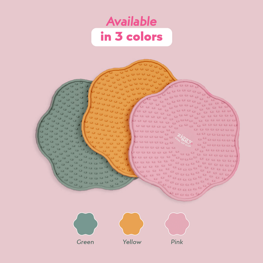 Close-up of the Ziggy Flower Lickmat texture – silicone slow feeder for cats